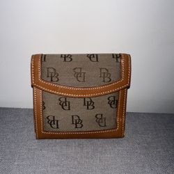 Dooney & Bourke Tan Signature Wallet — Classic Logo & Leather Trim