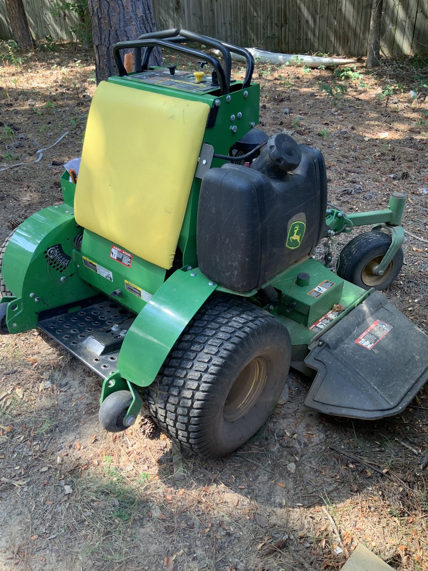 John Deere Commercial Mower 648R