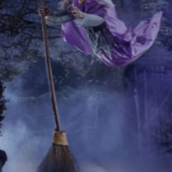 12’ Animated Witch