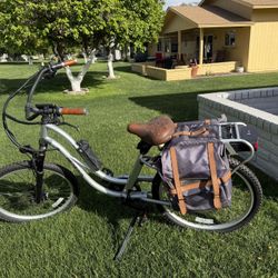 Pedego Interceptor Platinum Step-Through E-Bike – Size 2 – Great Condition