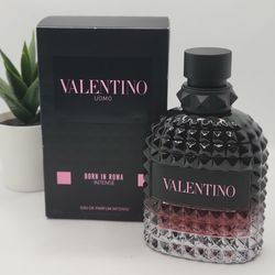 Valentino
 
Uomo Born in Roma Intense Eau de Parfum

3.4 fl