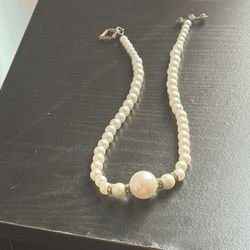 Elegant Pearl Necklace