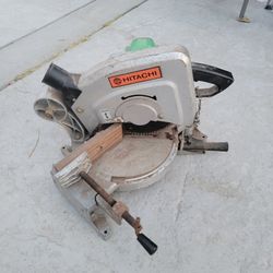 Hitachi Table Saw