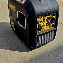 GENERATOR - INVERTER -Ultra-Quiet Champion 2000W Inverter Generator - Perfect for Camping/Tailgating