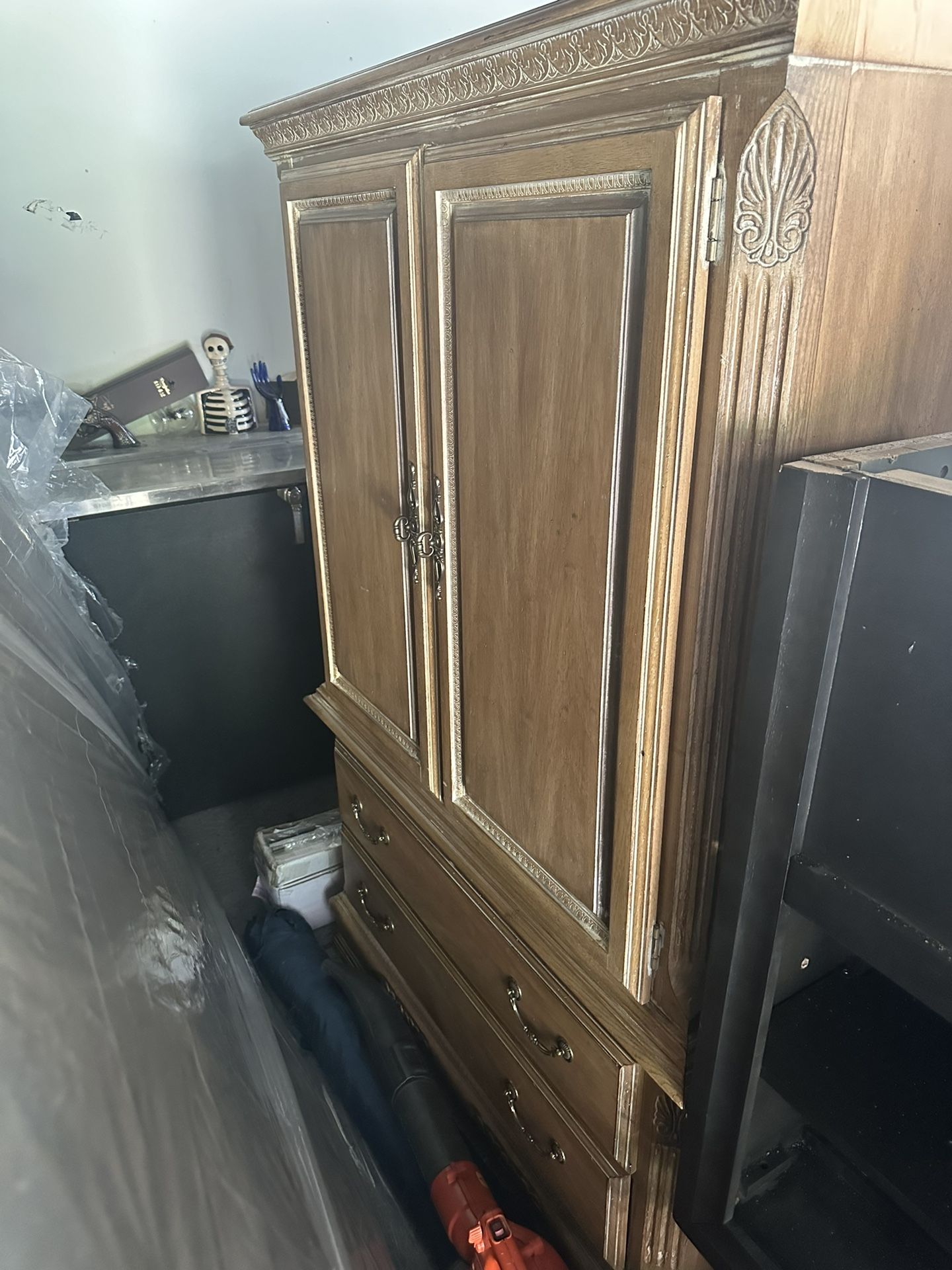 Armoire