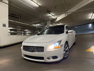 2010 Nissan Maxima