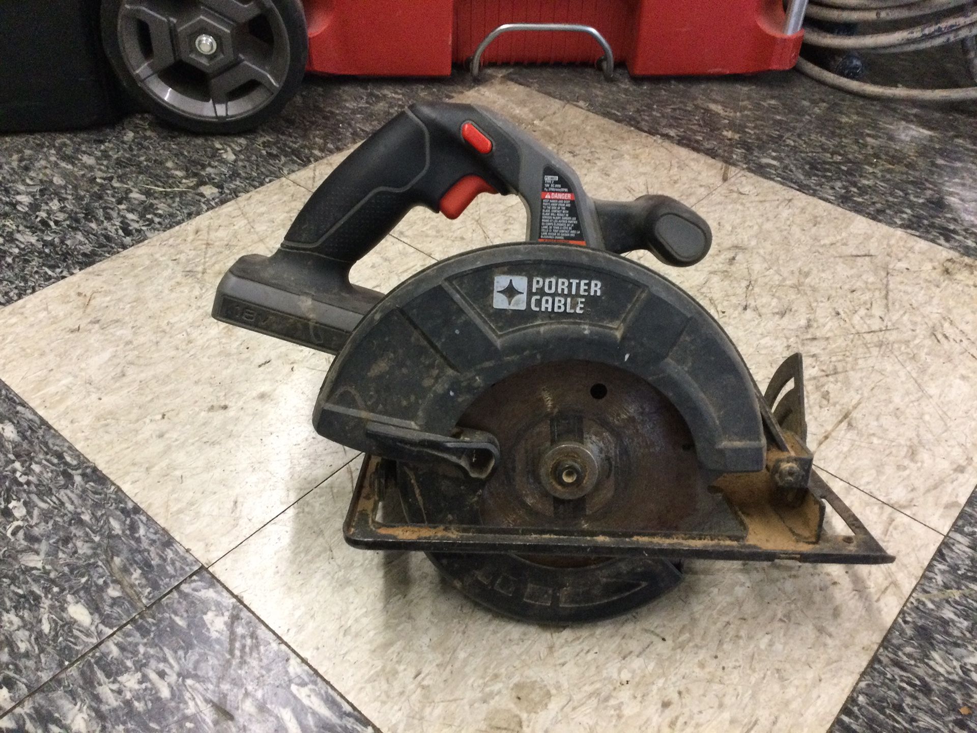 PORTER CABLE CORDLESS 18V CIRCULAR SAW  **TOOL ONLY** 18 VOLT