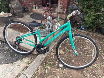 26” specialized mountain bike in great shape