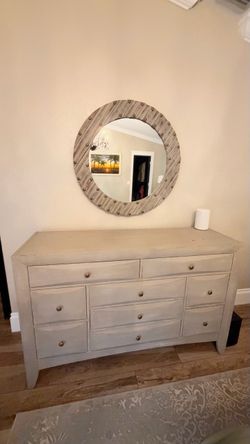 Distressed gray bedroom set