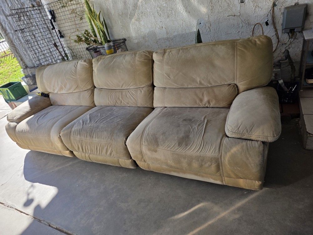 Free Recliner Sofa 