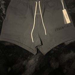Essential Shorts 