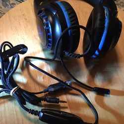 Black/blue Gaming Headphones