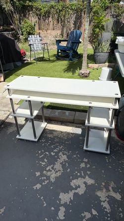 White Manicure/Nail Desk with Shelves (MOVING SALE)