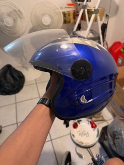 Motorcycle helmet medium almost new