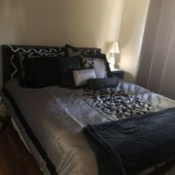 Zinus 12” Cloud Memory Foam Mattress Queen