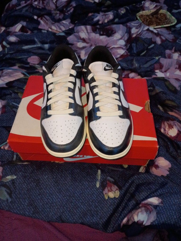 Nike Dunk Low