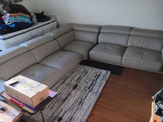 High End Luxary Leather Sofa