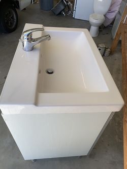 Zinc para baño 32x21.