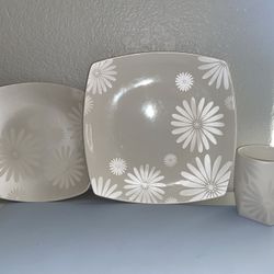 Set Of Flower Plates & Coffee Cups