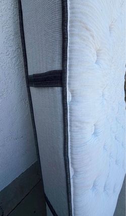 Full  Mattress only floor sample