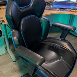 Free DPS 3D Insight Costco Gaming Chair