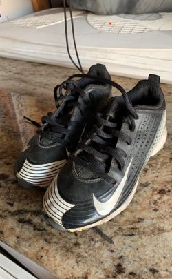 Nike Boys baseball cleats size 11c