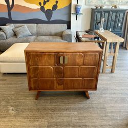 Liquor Cabinet / Buffet / Coffee Console / Variety Of Entry Table