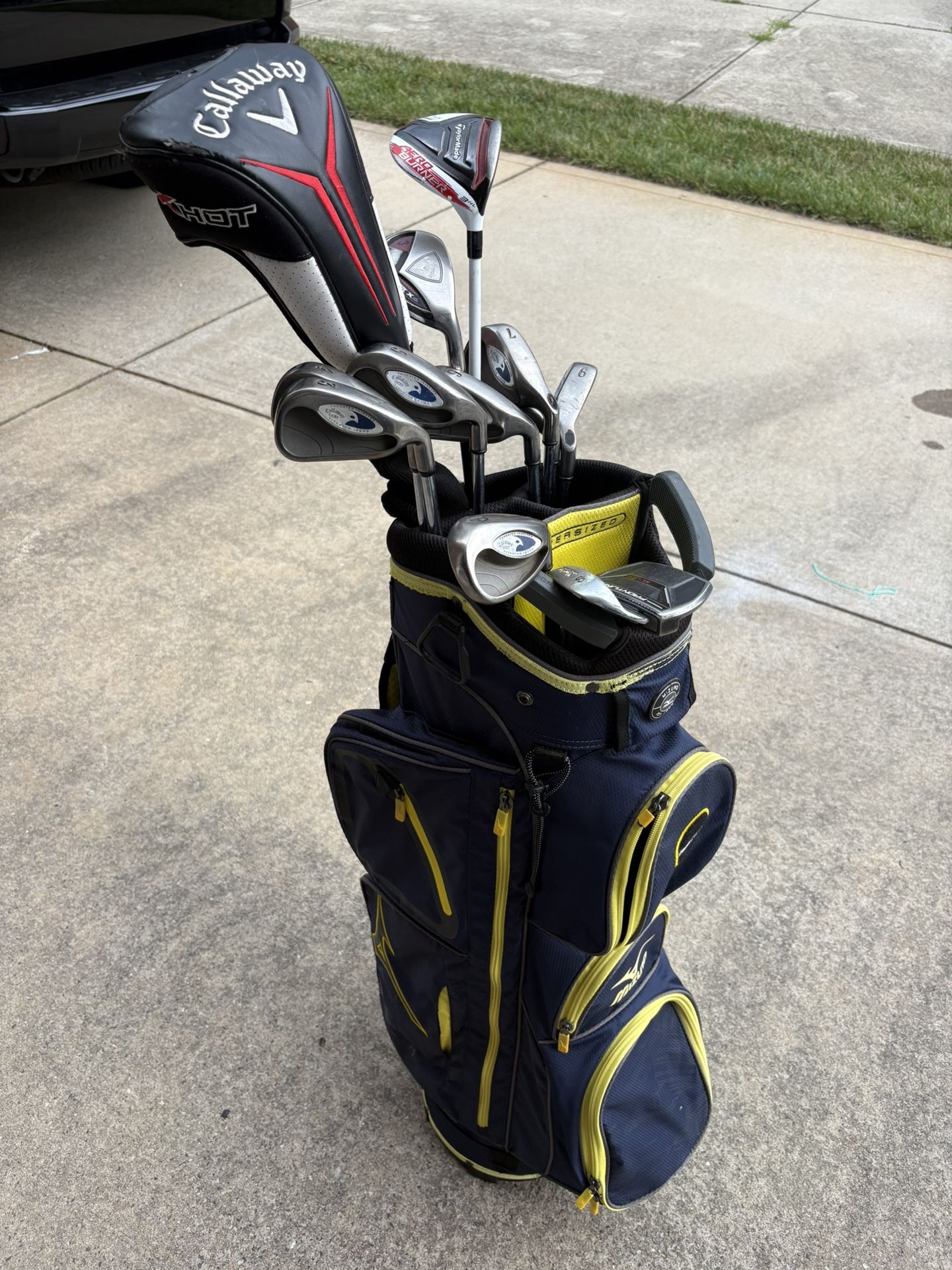 Callaway / Taylormade RH Complete Golf Club Set