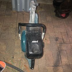 MAKITA 14" 75.6 cc MM4® 4‑Stroke