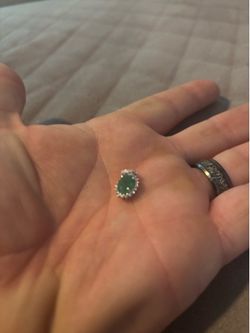 2.05 ct Zambian Emerald diamond with 14ct white gold