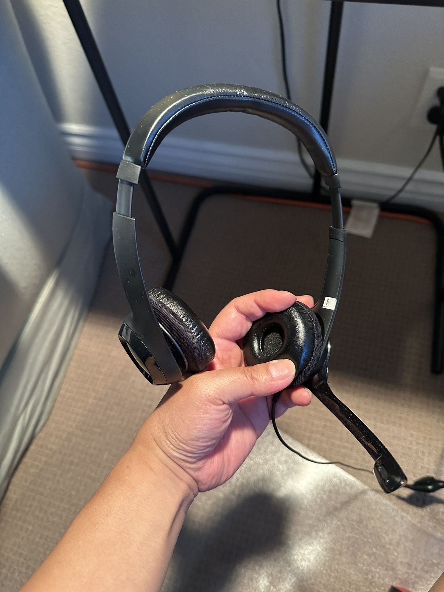 [USB Wired PC Headset / Mic] Logitech H390