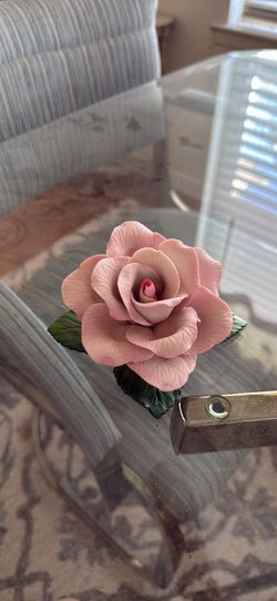 Fabar Capodimonte Porcelain Rose