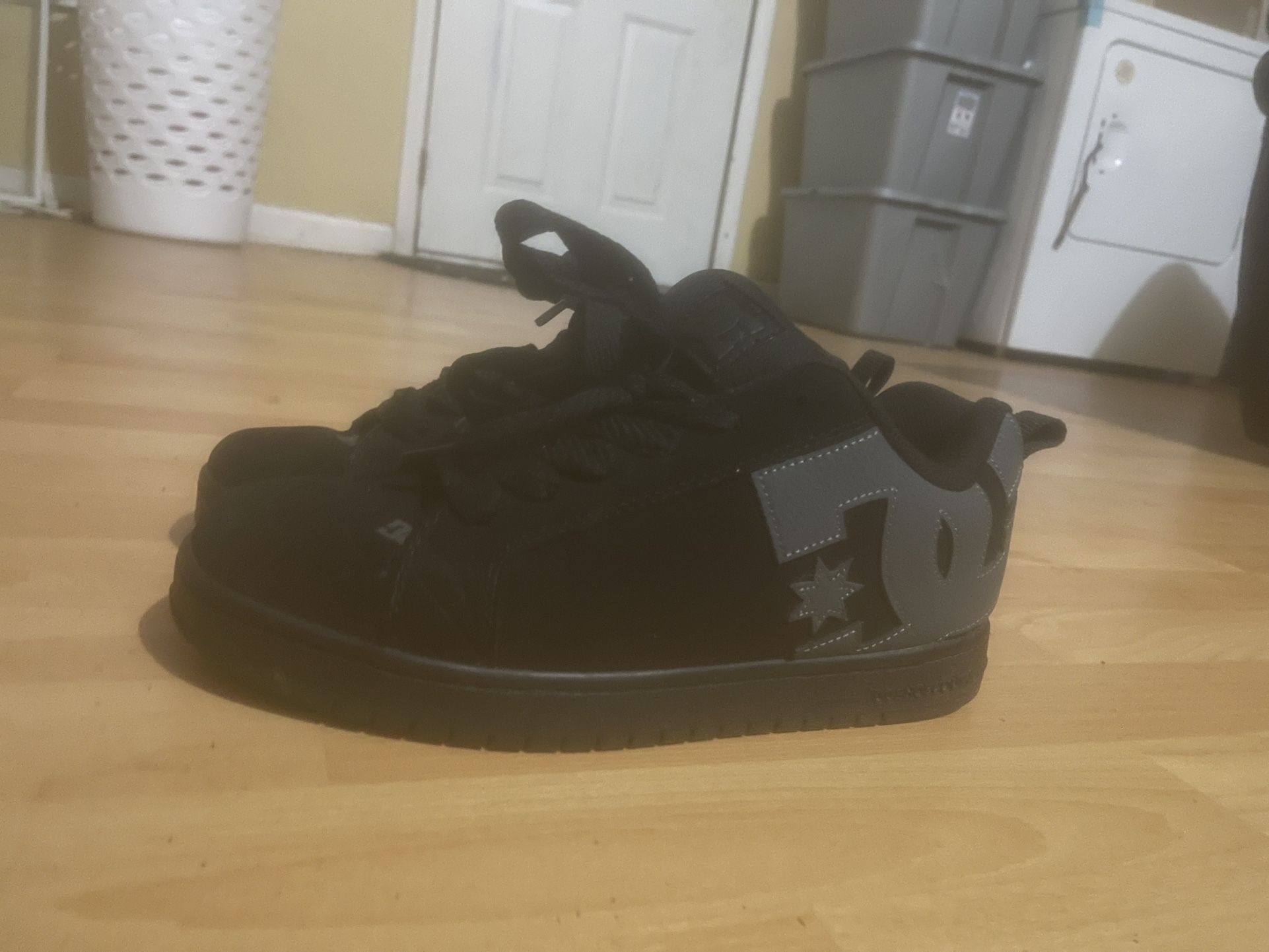 All Black DC Shoes