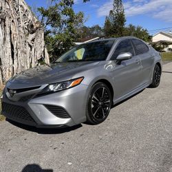 2019 TOYOTA CAMRY 
