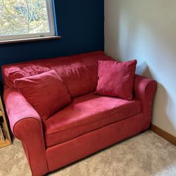 Red Pullout Loveseat/Mini Couch 