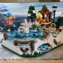 NEW LEGO Limited Edition Ice Skating Set (40416)