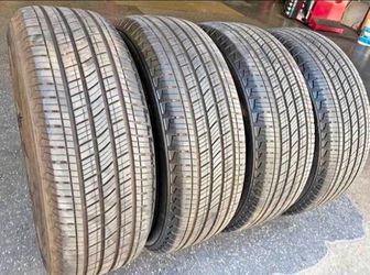 🎃 245 75 17 Michelin tires Con 80% de Vida Las 4