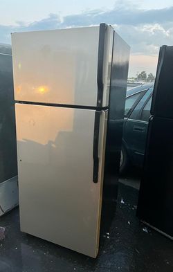 GE  Top Mount Stainless Steel Refrigerator
