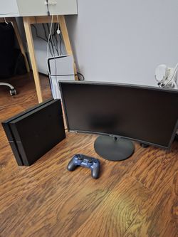 Playstation 4 And Scepter 24in Curved Gaming Monitor