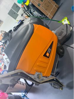 TASKI Swingo 1850 Commercial Floor Scrubber