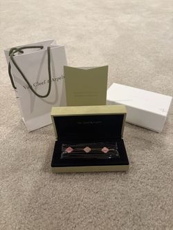 White and Gold Van Cleef Bracelet With Bag