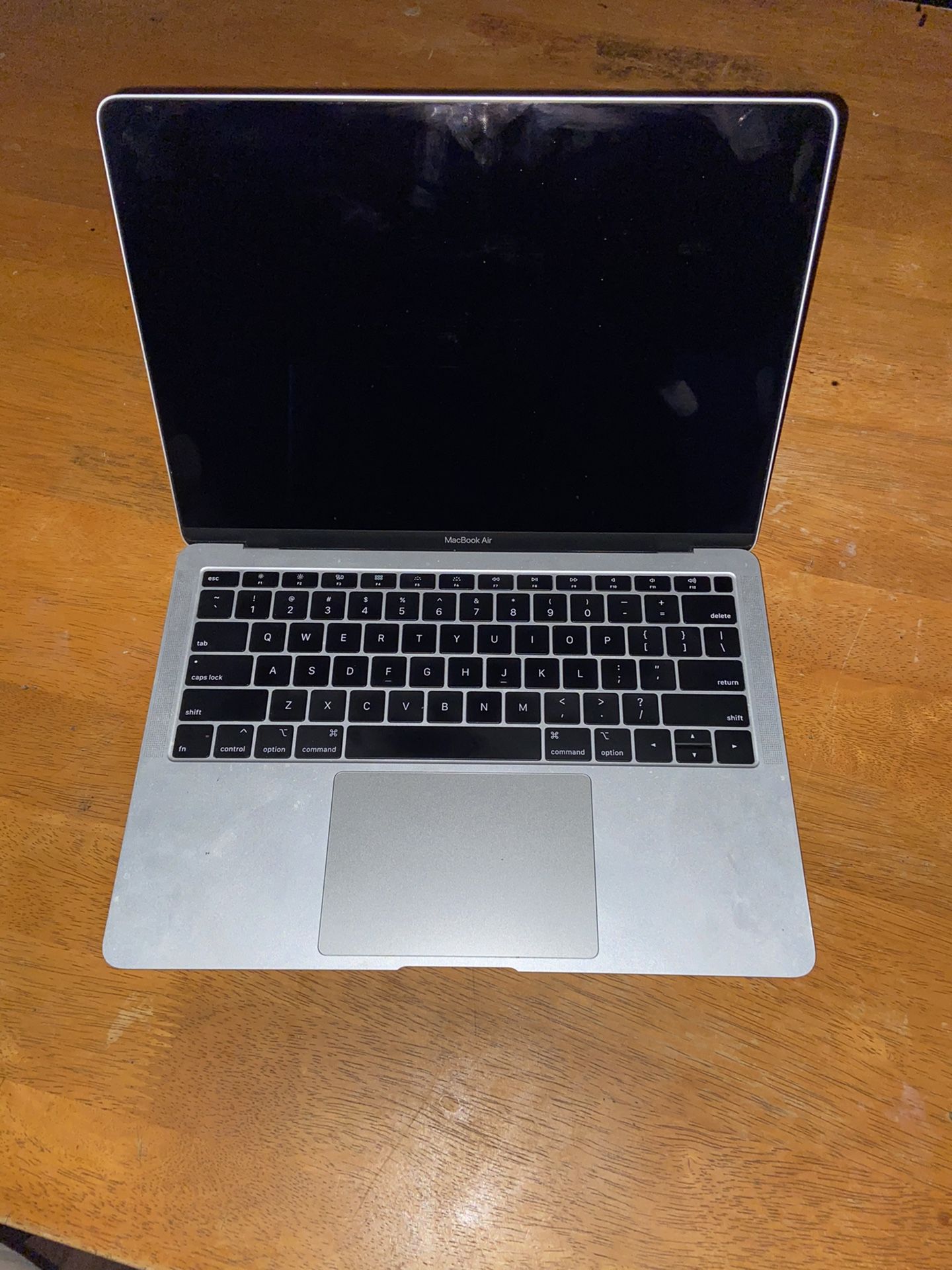 2019 APPLE MACBOOK AIR