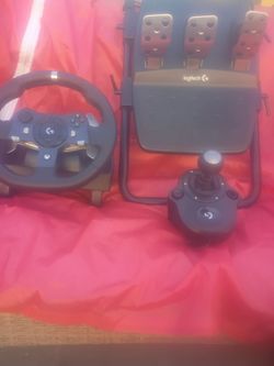 X BOX  Logitech  steering wheel , pedals , shifter Combo