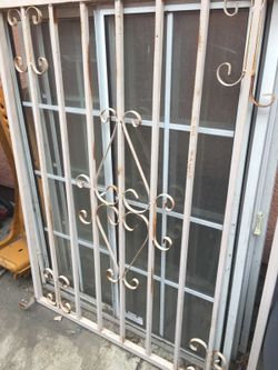 38.5"x49" Iron window guard