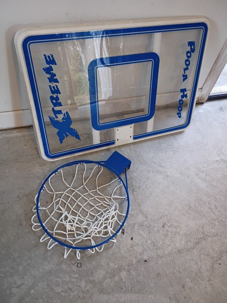 Xtreme, Poola Hoop Backboard  And Rim With Net