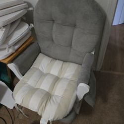 Comfortable WINDSOR GLIDER SER