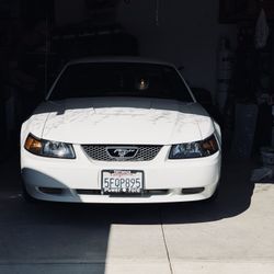 2004 Ford Mustang