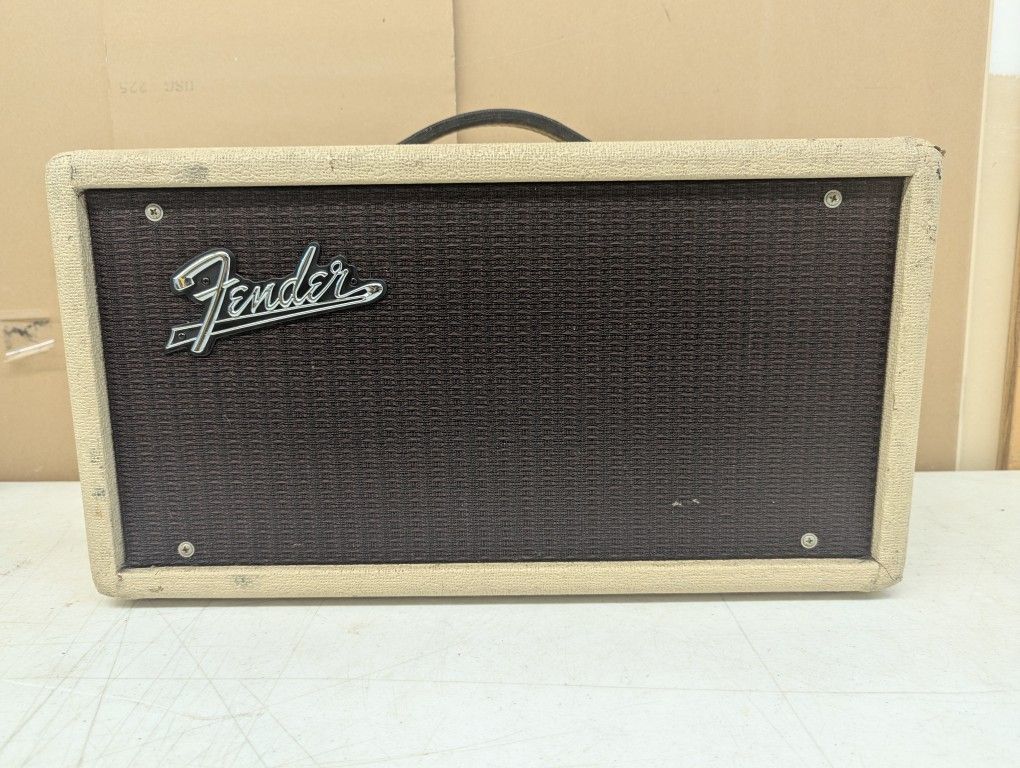 Fender Reverb PR263 6G15