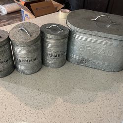 Farmhouse Kitchen Tins