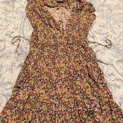 Old Navy Floral Mini Fitted Dress